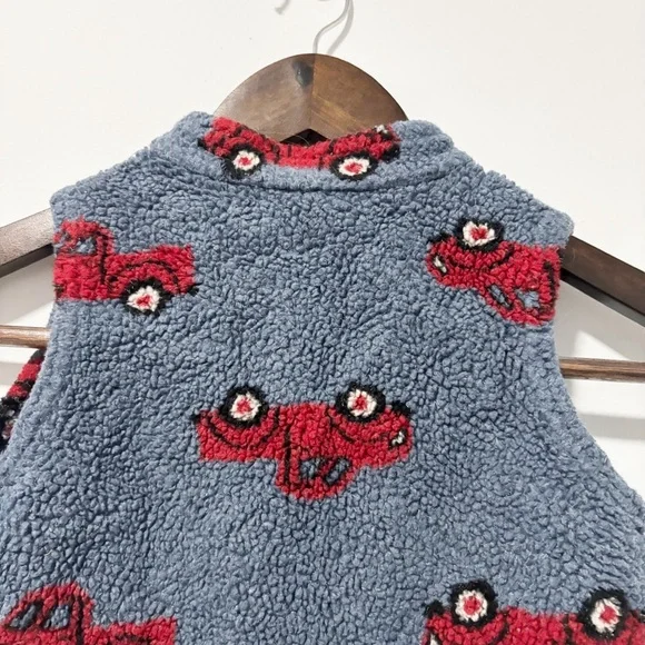 Hartstrings Boys Blue and Red Fleece Vest with Toy Truck Pattern Size 24M Vtg - Picture 4 of 9